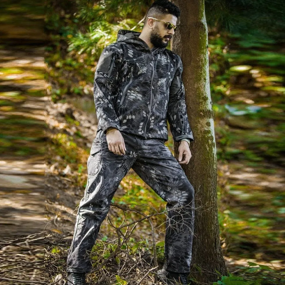 Hiking Fishing Python Softshell Fleece Lined Tactical Suit